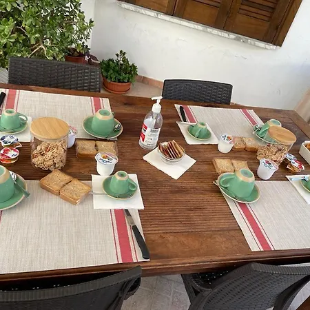 招待所 Villino Donna Rita 3*